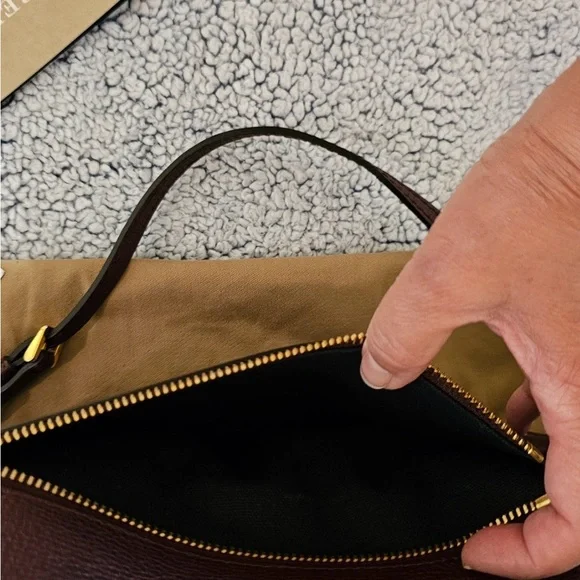 Burberry Small Macken Crimson Bag - Picture 14 of 16